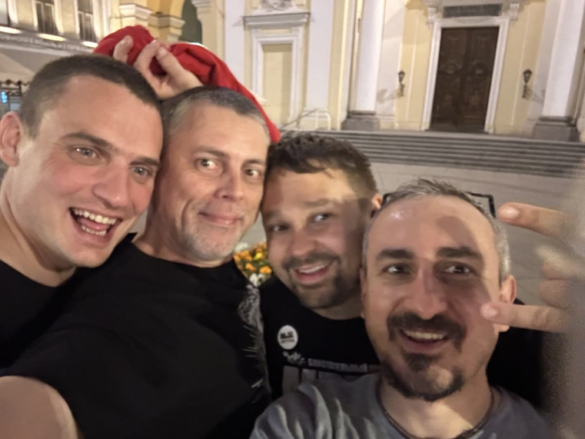 Команда СочиКвеста у Зимнего театра